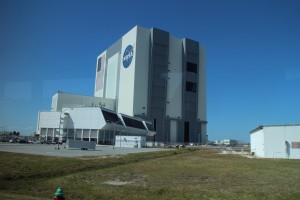 Boeing building is hiding just behind the white building in the foreground right!